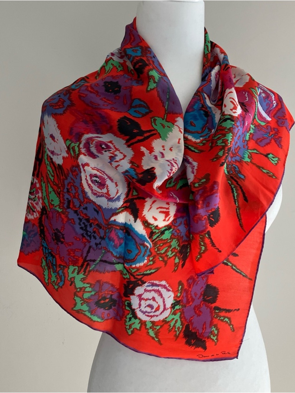 Oscar De La Renta Silk Scarf Red Floral Design 31" Square - Gorgeous!